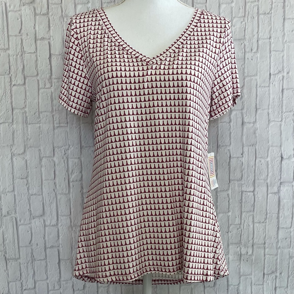 Lularoe Christy T-shirt NWT Burgundy Size Small